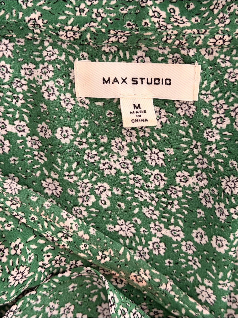 Max Studio Green and White Floral Top
